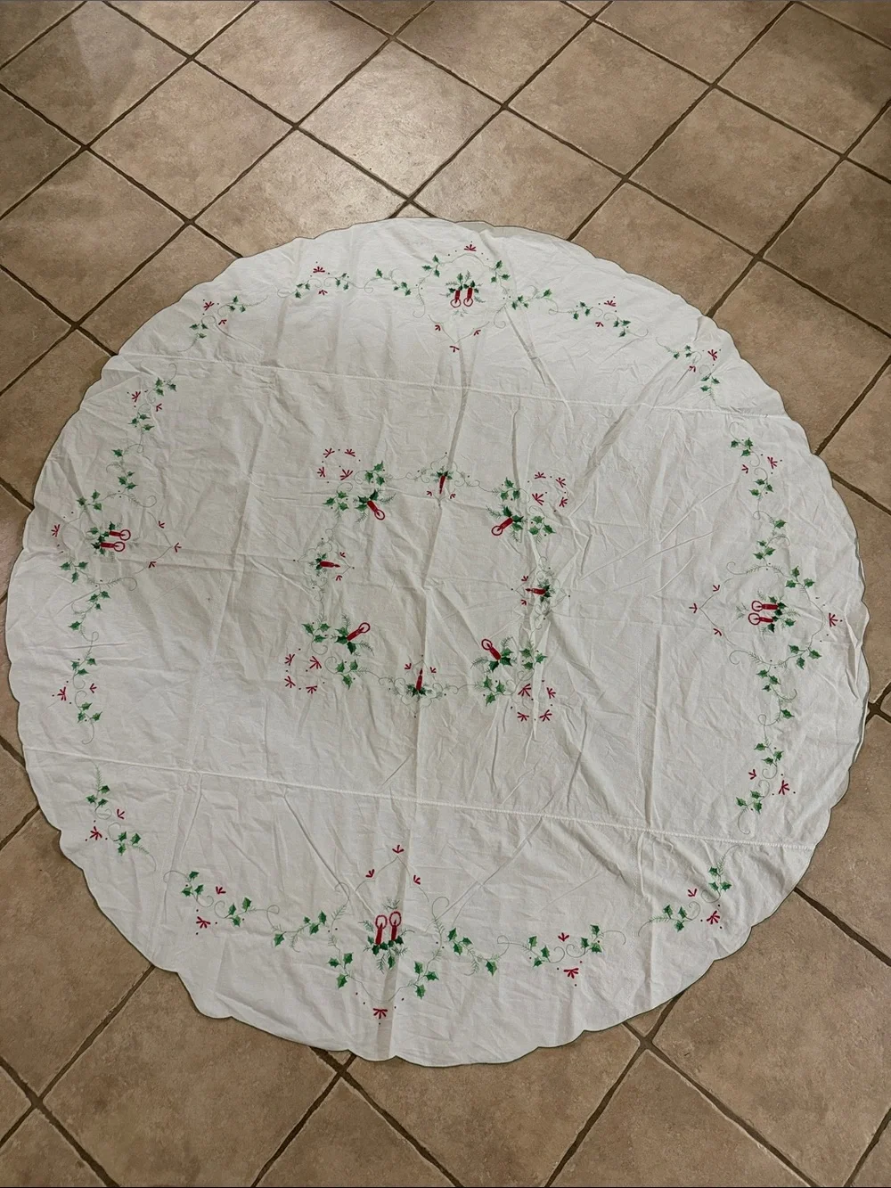 Hand-Embroidered Holiday Candle Table Linen - Red & Green 64 inch